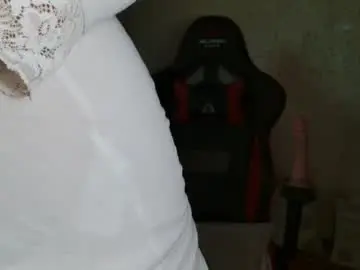 Chaturbate Free Live Porn of miafoxisja