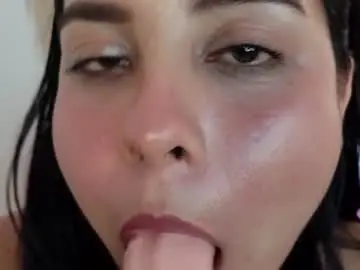 Chaturbate Best live sex cam show of bella_saint33