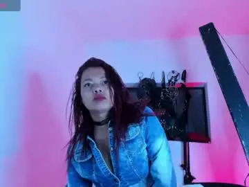 Chaturbate Watch Live Sex Cams of alana_jones___