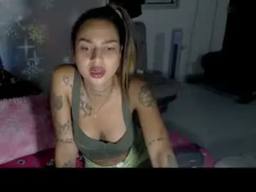 Chaturbate Adult Webcam of candy_crazy24