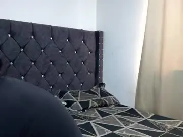 Chaturbate Sex Chat of tessayleo_13
