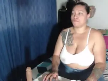 Chaturbate Free Porn Cam of rousse_ellise1