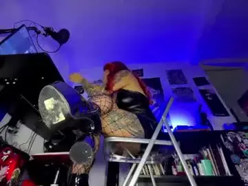 Chaturbate Live Porn of unholyeva