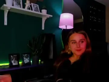 Chaturbate Free Live Porn of evy_orange1