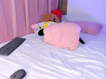 Chaturbate Sex Cam of mia_angeel_