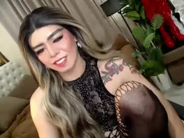 Chaturbate Nude Webcam of mikha_sensual