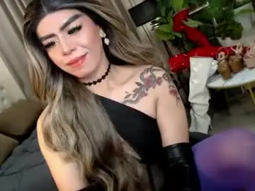 Chaturbate Live Sex Cam of mikha_sensual