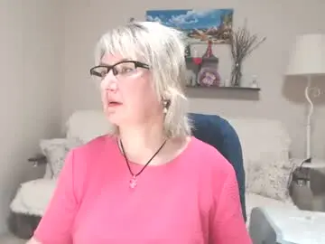 Chaturbate Live Sex Cam of leilamays