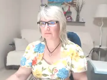 leilamays from chaturbate