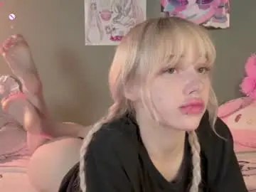nicole_yo from chaturbate