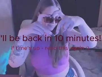 Chaturbate Live Sex Cam of alice_dreamgirl_