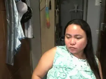 Chaturbate Live Sex Cam of bigboobslyn