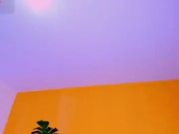 Chaturbate Best live sex cam show of saracorraless