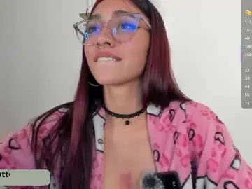 Chaturbate Watch Live Sex Cams of thamara_cooper_
