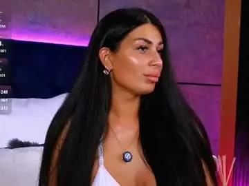 Chaturbate Free Porn Cam of evarhea