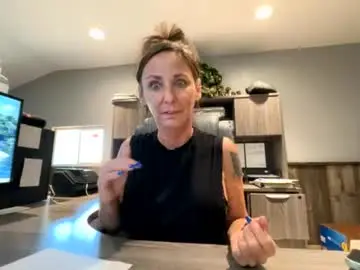 Chaturbate Nude Webcam of kittykattlove2