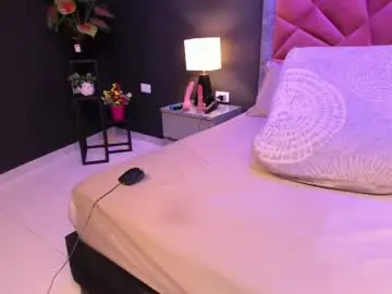 Chaturbate Live Porn of mia_milff