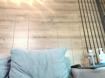 Chaturbate Live Sex of alys_molly