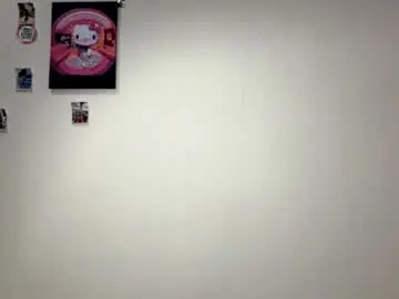 Chaturbate Live Porn of emmaciullo