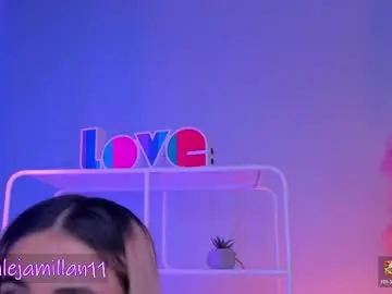 Chaturbate Nude Webcam of alejamillan1