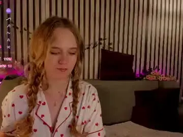 Chaturbate Live Sex Cam of casey_sweeet