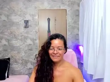 Chaturbate Adult Webcams of maturepure_