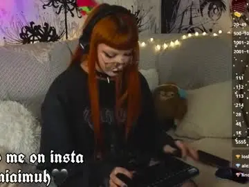 Chaturbate Live Sex Cam of silly_soul