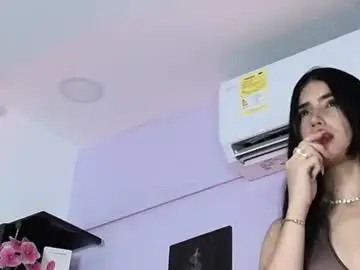 Chaturbate Nude Webcam of sararoy_