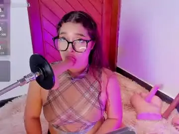 Chaturbate Live Sex of emily__harper_