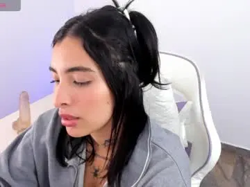 Chaturbate Live Sex of luna_rose10