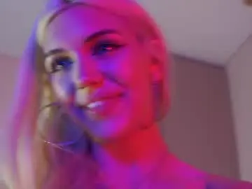 Chaturbate Live Sex Cam of milabunny_