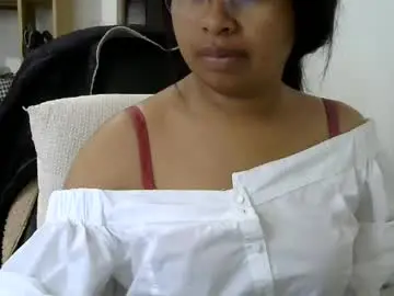 Chaturbate Sex Chat of liora_selenex