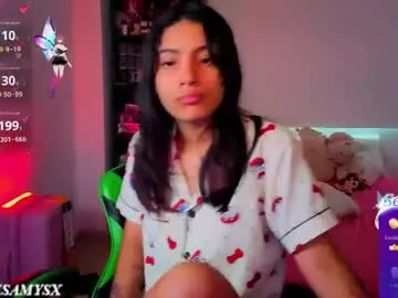 Chaturbate Nude Webcam of helia_n_amy