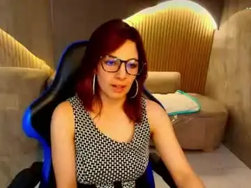 nadia_r_ from chaturbate