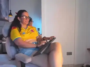 Chaturbate Watch Live Sex Cams of amarantha_milf_