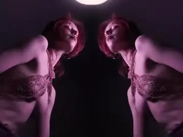 Chaturbate Live Sex Cam of ginger_hugs