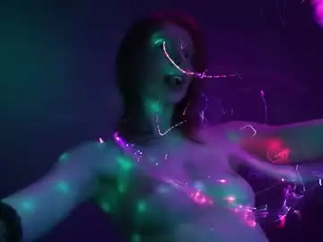 Chaturbate Free Porn Cam of ginger_hugs