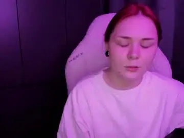 Chaturbate Live Sex Cam of alli_zi
