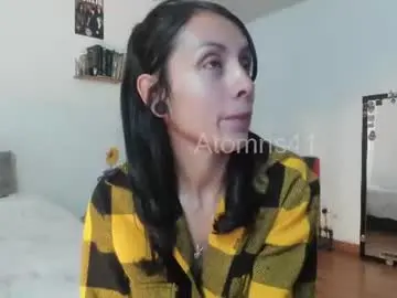 Chaturbate Live Porn of atomns41