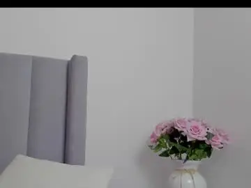 Chaturbate Live Sex of emily_briston