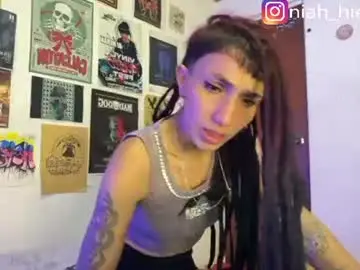 Chaturbate Best live sex cam show of niahhierodula
