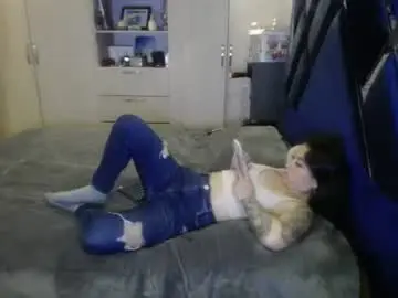 Chaturbate Live Sex of holly_rose69