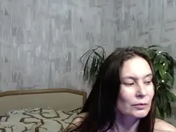 Chaturbate Live Sex Cam of ginaxsoulah__