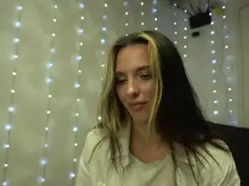 Chaturbate Live Sex Cam of your_little_flexible_girl