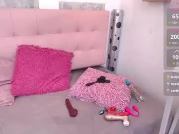 zhamira_21 from chaturbate