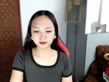 Chaturbate Live Sex Cam of sweetlunarose