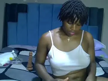 Chaturbate Live Porn of melanin_moon