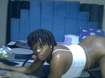 Chaturbate Nude Webcam of melanin_moon