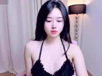 Chaturbate Live Sex Cam of miu99999
