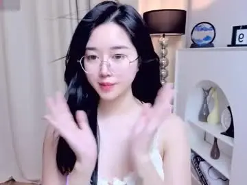 Chaturbate Live Porn of miu99999